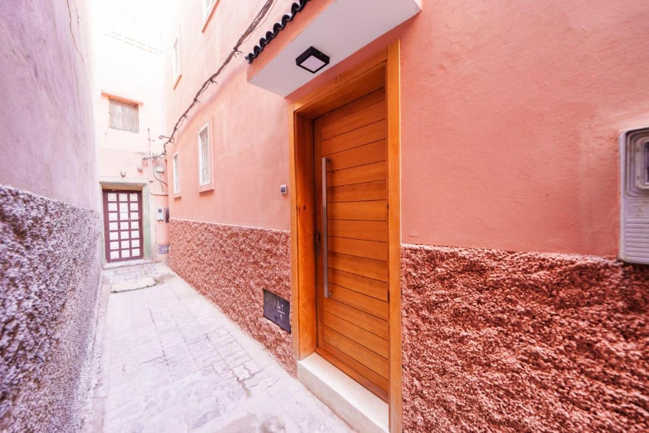 Riad Privatise - 2 Chambres & Petit Dejeuner -Terrasse Marrakesh Exterior photo