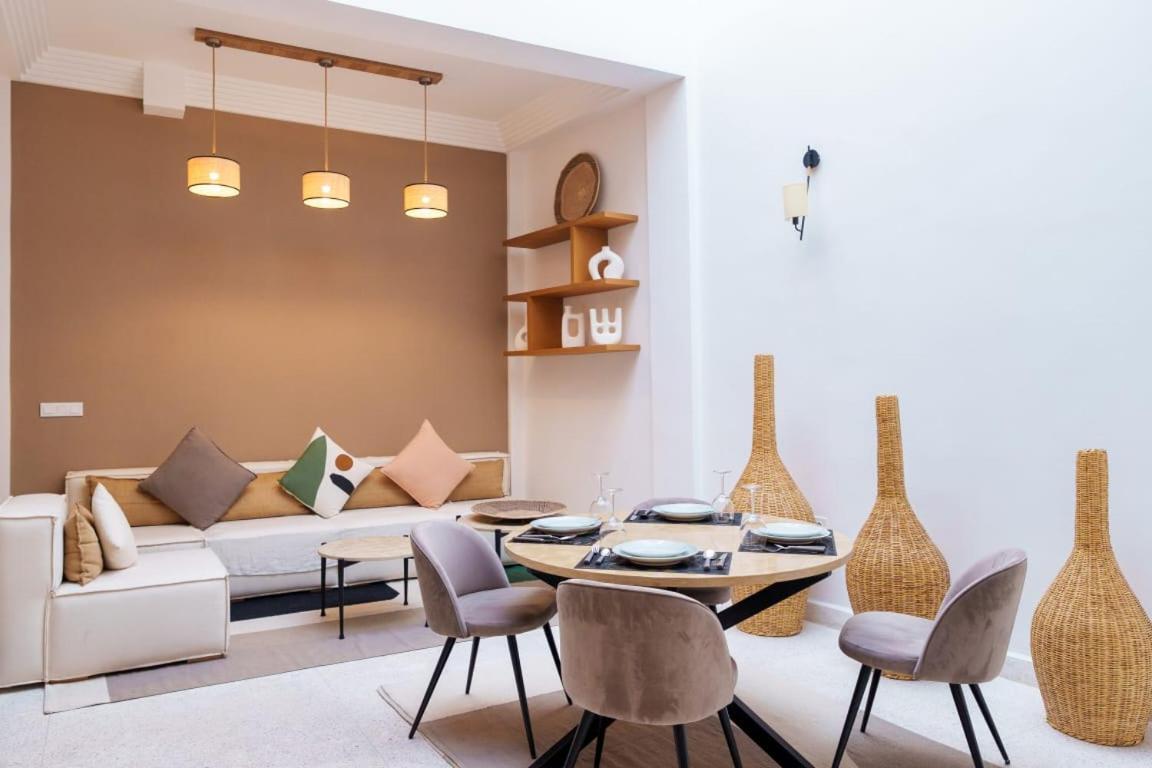 Riad Privatise - 2 Chambres & Petit Dejeuner -Terrasse Marrakesh Exterior photo