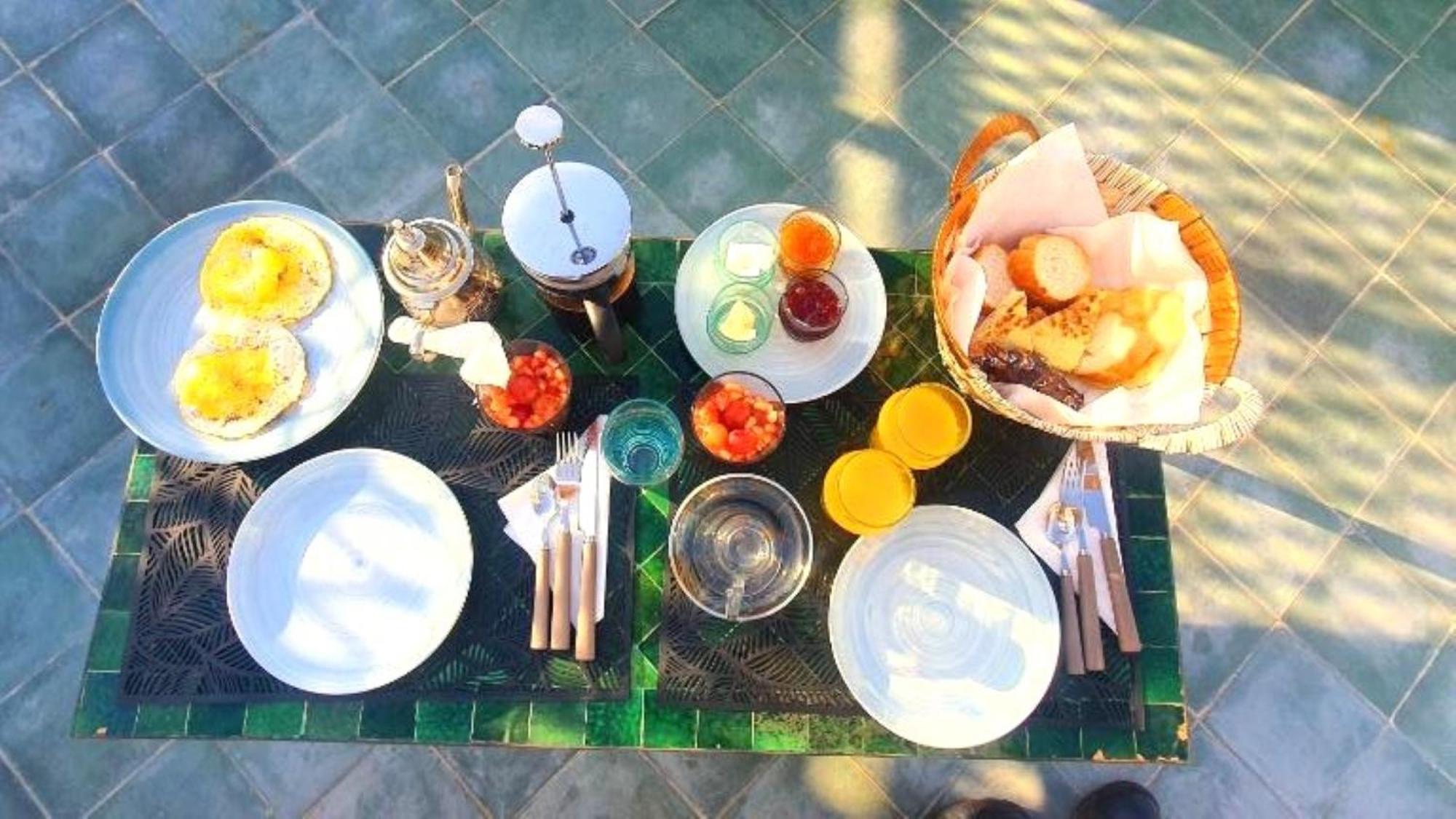 Riad Privatise - 2 Chambres & Petit Dejeuner -Terrasse Marrakesh Exterior photo