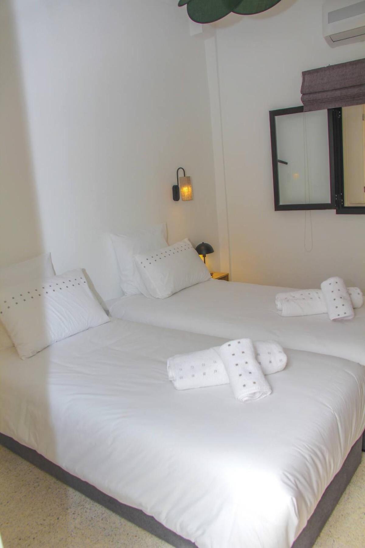 Riad Privatise - 2 Chambres & Petit Dejeuner -Terrasse Marrakesh Exterior photo